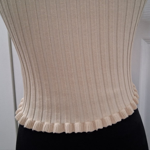 NWOT Princess Polly Beige Cropped & Ribbed Cardigan/ Top    Size S/M - Picture 15 of 16
